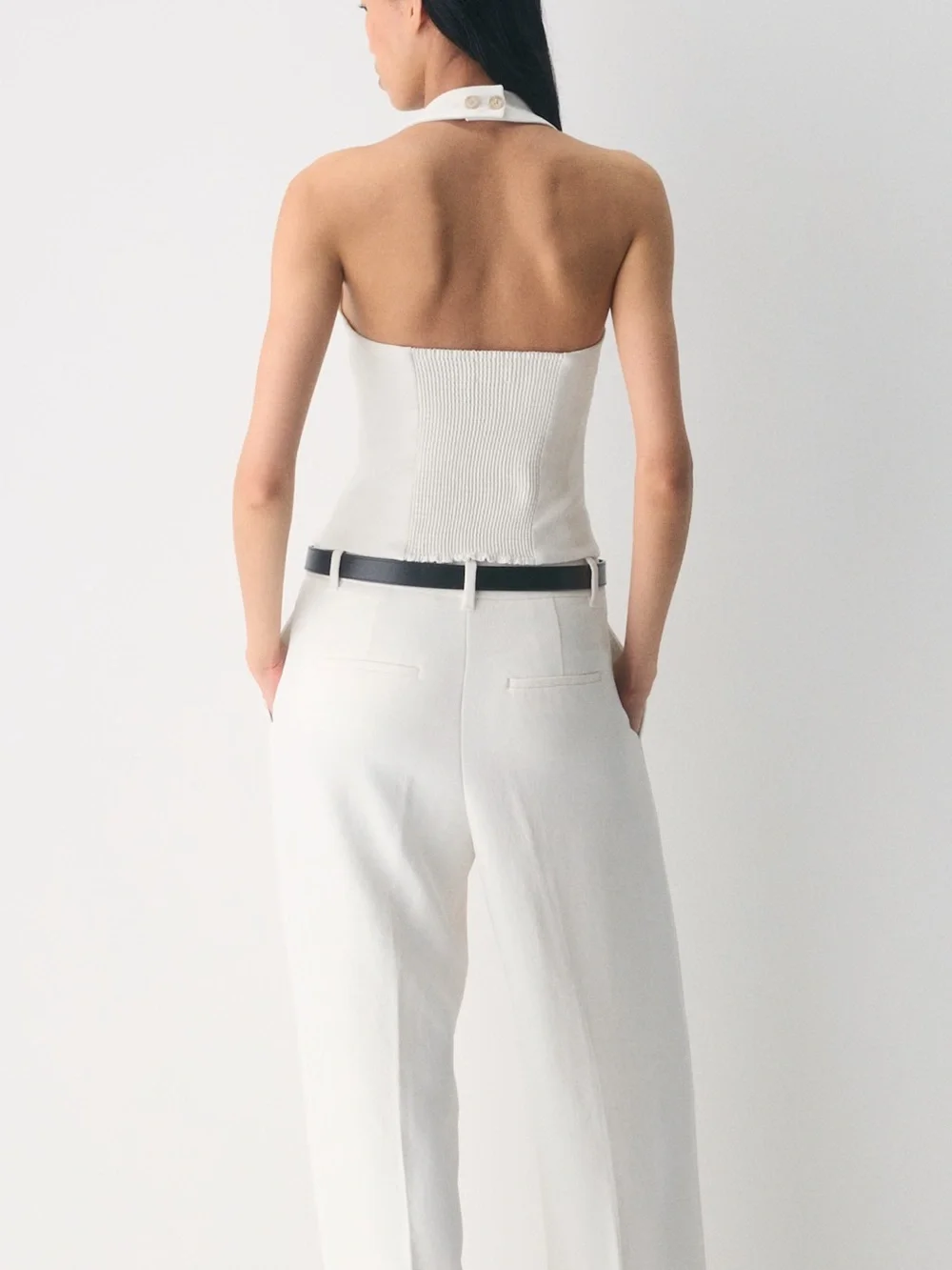 Aritzia Whisper Halter Top - Picture 4 of 9